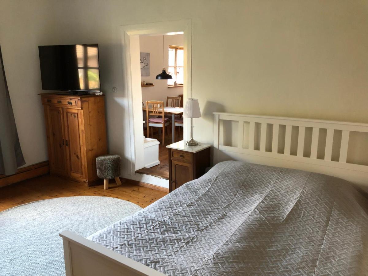 Ferienwohnung Im Edelhof Neustadt am Rubenberge Ngoại thất bức ảnh